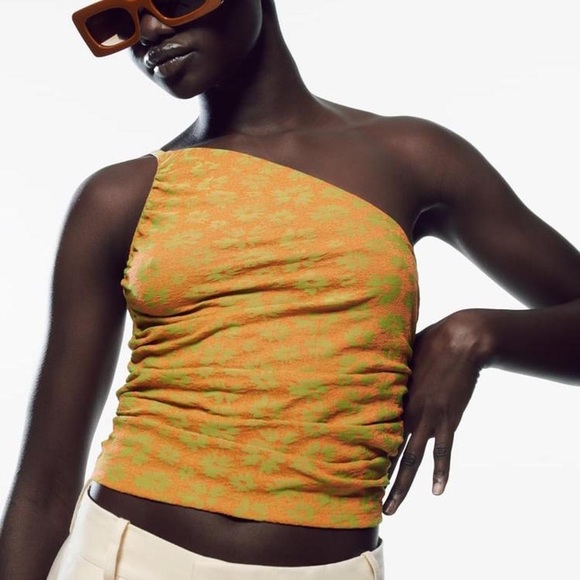 NWT Zara Asymmetric Jacquard Off the Shoulder Orange Green Floral Crop Top SZ L - Picture 2 of 11